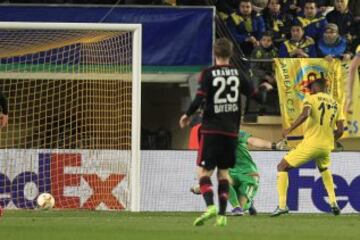 Bakambu anotó el 1-0.