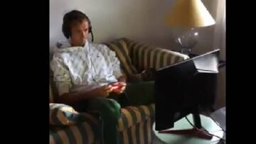 Daniil Medvedev juega al FIFA 20.