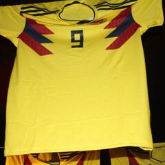 'Tino' y Rincón: Recuerdos de la camiseta que inspiró la de 2018