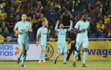 0-1. Messi celebró el primer gol.