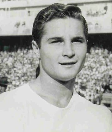 Carlos Sutter integraba la plantilla del Real Madrid que gan la segunda Copa de Europa en la temporada 1956-57, adems de una Liga y una Copa Latina. Este defensa, nacido en Murcia el 7 de enero de 1936, tambin milit en el Crdoba, el Levante, el Elche y el Hrcules. Falleci el 15 de febrero, a los 86 a?os de edad.