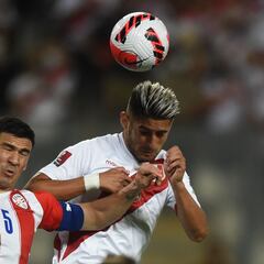 Boca espera por Zambrano: ¿llega al debut de la Copa?