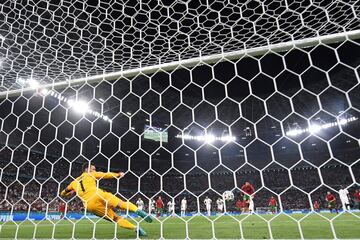 1-0. Cristiano Ronaldo marca de penalti el primer gol.