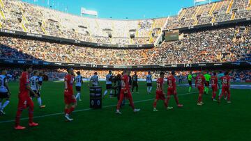 31/12/21 PARTIDO PRIMERA DIVISION
VALENCIA CF - RCD ESPANYOL
EQUIPOS SALIDA AL CAMPO