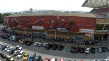 El estadio osasunista será parte del pago de la deuda.