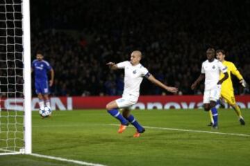 1-0. Maicon no pudo evitar el primera tanto de Iván Marcano en propia puerta.