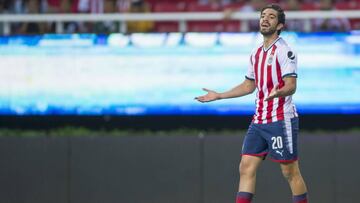 Rodolfo Pizarro, Chivas