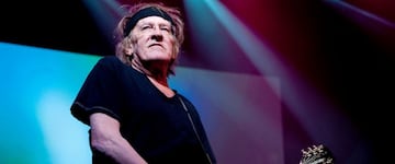 Paul Kantner, guitarrista y cantante. Fallecido el 28 de enero a los 74 años. 