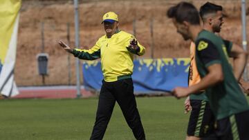 27/05/19 SEGUNDA DIVISION
  ENTRENAMIENTO DE  LAS PALMAS
 Pepe Mel 