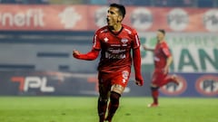 El DT chileno que rescató a una de las figuras del torneo: “Sabe llegarle al jugador”