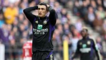 Matías Suárez, durante un partido con el Anderlecht.