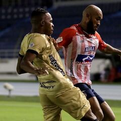 Águilas posterga y complica la clasificación de Junior