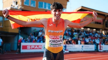 Abel Jordán celebronce su bronce en Bergen.