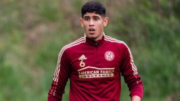 El central argentino de apenas 24 años, se convirtió en el nuevo Jugador Franquicia de Atlanta United. Llega procedente de Independiente de Avellaneda en su país y parece que la zona baja de los de Heinze, estará bien cubierta.