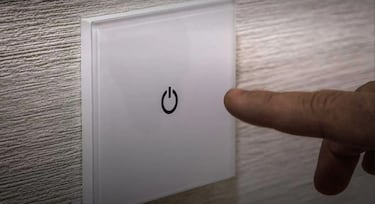 Adiós a los interruptores de luz de toda la vida: un nuevo tipo de accesorio se hace fuerte en Europa