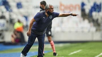 Héctor Becerra: "VAR sería un apoyo en el fútbol femenil"