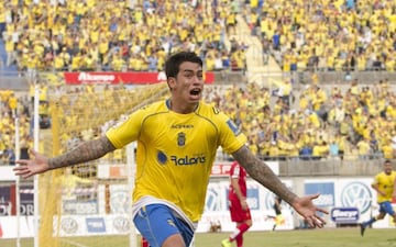 Sergio Araújo celebra el 22 de junio de 2015 el gol del ascenso.