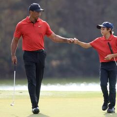 La última locura del hijo de Tiger: 68 golpes y casi un albatros