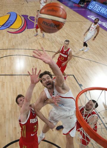 Pau Gasol y Andrey Vorontsevich.