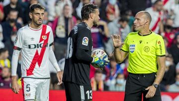 Mateu Lahoz pitará el derbi sevillano Betis-Sevilla