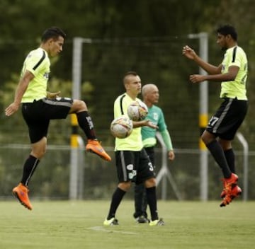 Nacional empató 0-0 con el Cali en el primer partido de los cuartos de final disputado en Palmaseca.