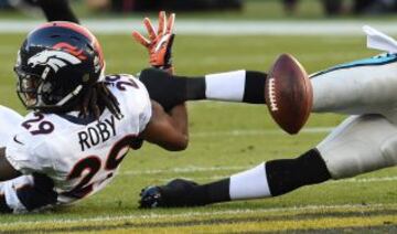 Bradley Roby realizó un partido sobresaliente en la cobertura de los pases de Cam Newton.