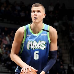 Sin Doncic, Porzingis consigue su mejor partido con los Mavericks