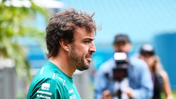 MIAMI, FLORIDA - MAY 07: Fernando Alonso of Spain and Aston Martin F1 Team walks in the Paddock prior to the F1 Grand Prix of Miami at Miami International Autodrome on May 07, 2023 in Miami, Florida.   Rudy Carezzevoli/Getty Images/AFP (Photo by Rudy Carezzevoli / GETTY IMAGES NORTH AMERICA / Getty Images via AFP)