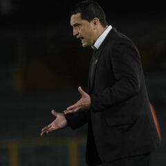 Bobadilla: "Vamos por buen camino, quedan nueve finales"