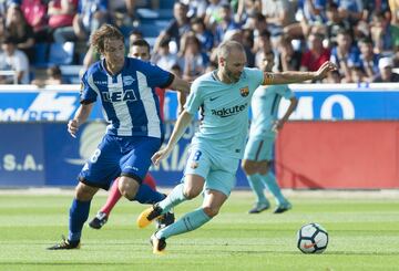 Alavés 0-2 Barcelona | Messi dio la victoria al Barça con un doblete. Partido donde debutó Paulinho.