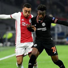 Principio de acuerdo entre Barça y el Ajax por Dest: 20 millones más 5 de variables