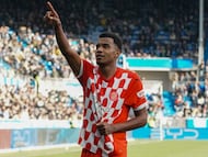 Jhon Solís durante un partido de la temporada pasada.