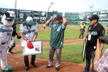 Saraperos reconoció la carrera del legendario Francisco Campos