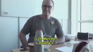 Corre como la p車lvora en Twitter: la canci車n de Bielsa con una obra maestra de Queen