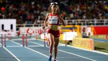 Sydney McLaughlin, venciendo en el Mundial Sub-18 de Cali (Colombia).