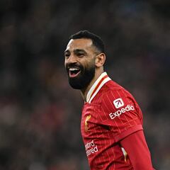 Liverpool boss Arne Slot gives Mo Salah future update