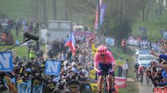 El último campeón del Tour de Flandes es, posiblemente, uno de los campeones más sorprendentes de la historia de la prueba. Alberto Bettiol llegó a la salida del Tour de Flandes 2019 sin ninguna victoria como profesional.