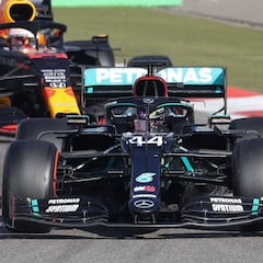 Hamilton aplasta a todos el día que Renault vuelve al podio