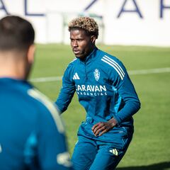 Paul Akouokou también será baja este domingo frente al Huesca