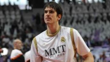 Suárez se dañó la rodilla 'mala'.