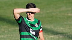 Íñigo, en el partido de pretemporada en Guardo frente a la Cultural.