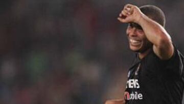 <B>EL SEGUNDO. </B>Sólo Beckham supera a Ronaldo en la lista de los mejores pagados.