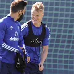 Jonsson tiene que jugarlo casi todo para renovar