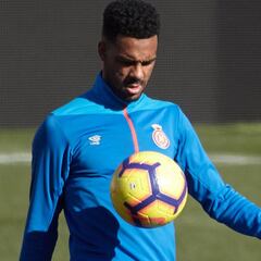 Jonás Ramalho mira al pasado con su futuro en el aire