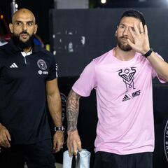 Guardaespaldas de Messi y su lamentable gesto contra los jugadores del Atlas