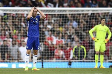 Unhappy Conte set to make changes to Chelsea's defence