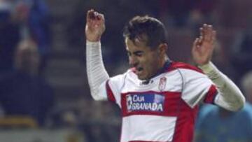 <b>MOLESTO. </b>Cortés fue titular y no se explica la decisión del ártbitro.