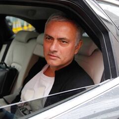 El United despide a Mourinho