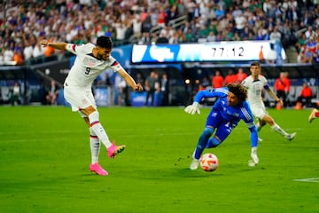 Ochoa featured as Mexico slumped to a disappointing defeat to the USMNT.