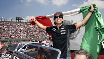 Checo P&eacute;rez en un GP de M&eacute;xico.